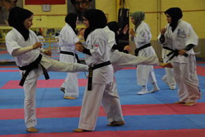 کاراته کاهای سبک ایتوسوکای مسابقه می دهند