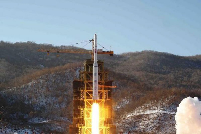 کره شمالی؛ آزمایش موفق موتور موشک با سوخت جامد