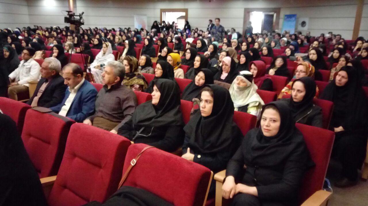 مراسم گرامیداشت خدمات داوطلبان سلامت امروز در مشهد