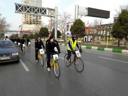 شرکت آتش نشانان مشهدی در پویش مردمی سه شنبه های بدون خودرو