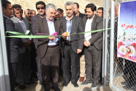 افتتاح طرح ساخت زمین چمن مصنوعی روستای تنگ خشک دربویراحمد