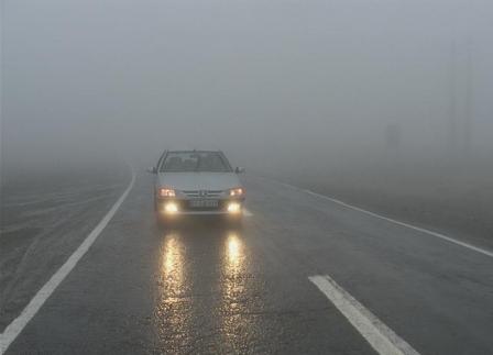 مه گرفتگی و محدودیت دید در جاده های خراسان رضوی
