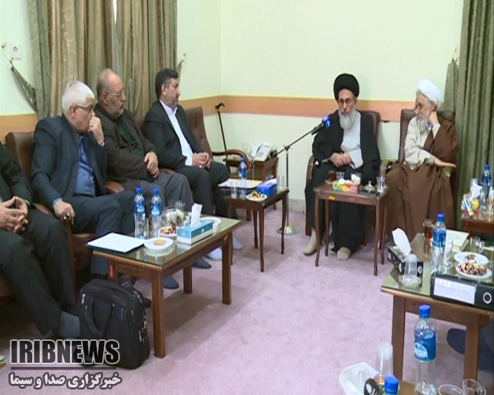 جلسه هم اندیشی ساخت سریال حضرت احمد بن موسی(ع) در شیراز + فیلم