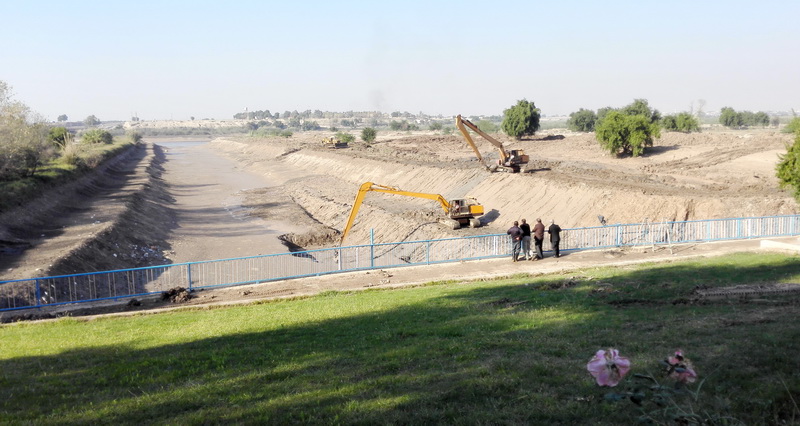 اتمام لایروبی ایستگاه اصلی پمپاژ سبیلی در شبکه آبیاری دز