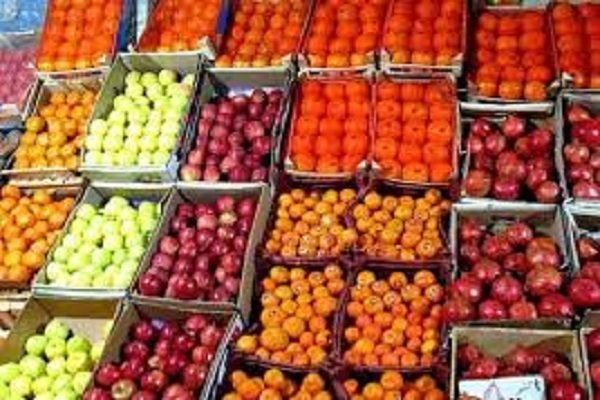 توزیع میوه شب عید در استان فارس