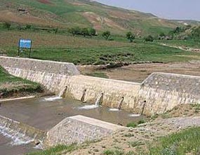 آغاز مطالعه طرح آبخیزداری 620 هزار هکتار از اراضی استان