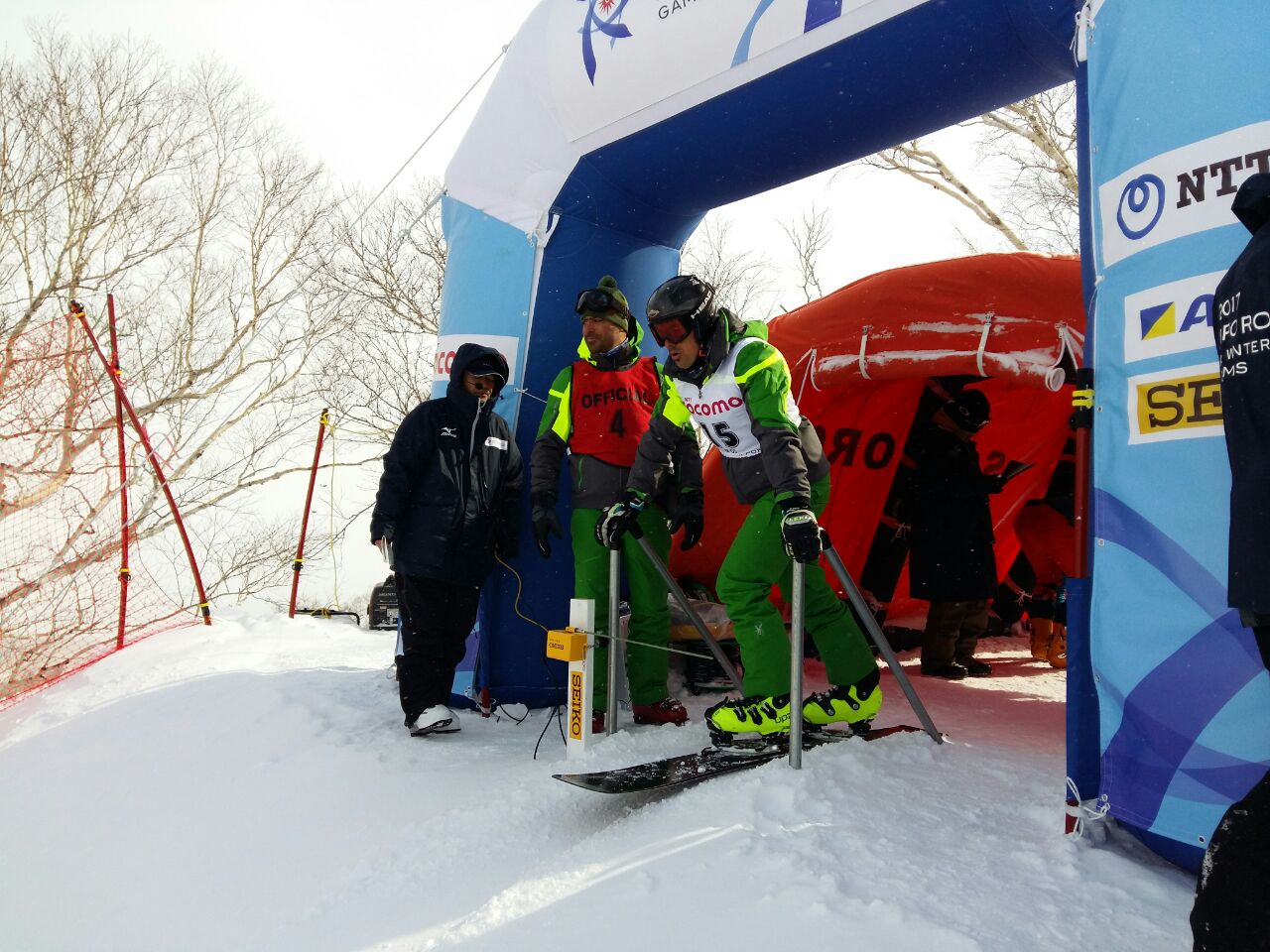 مسیر مسابقه اسکی اسنوبرد را طراحی کرد