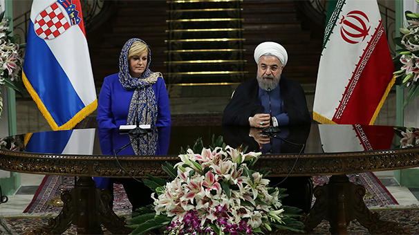 برای سرکوب تروریسم، با ایران همکاری می کنیم