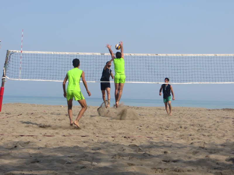 آغاز رقابت های والیبال ساحلی مازندران