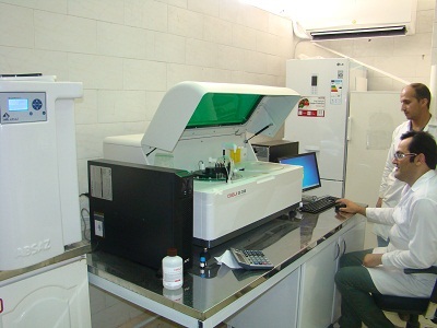 تجهیز آزمایشگاه مرکزی ارسنجان به دستگاه اتوآنالایزر
