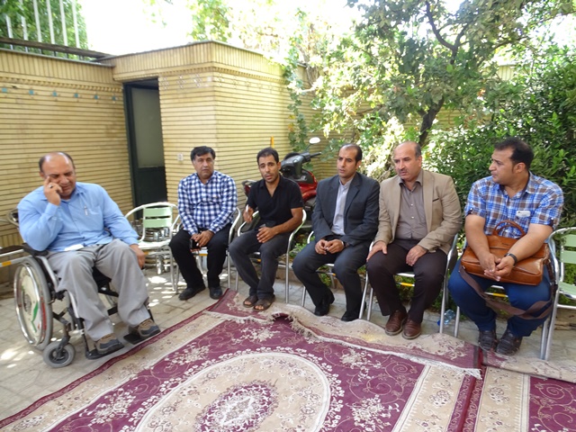 حضور مدیرکل ورزش فارس در منزل بهمن گلبادنژاد