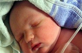 تولد نوزاد عجول خنجی در آمبولانس