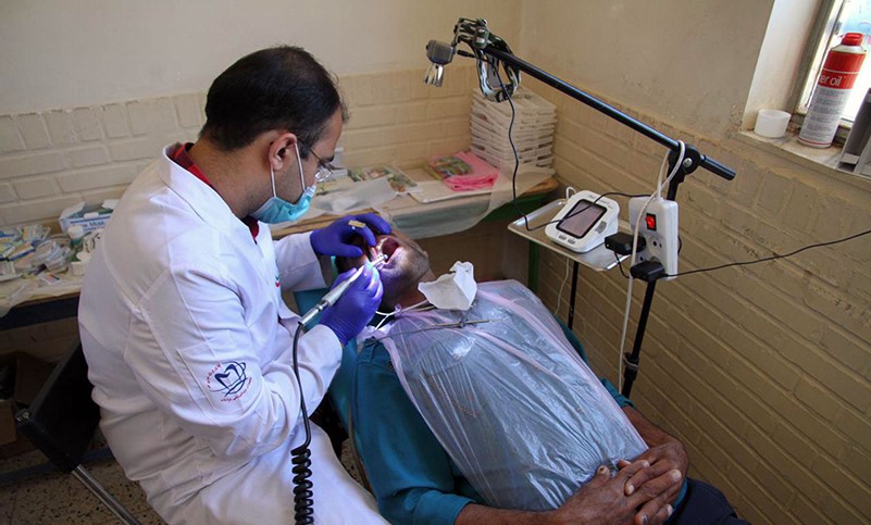 ارائه خدمات رایگان دندانپزشکی در مناطق محروم حاشیه شهر مشهدتا فردا