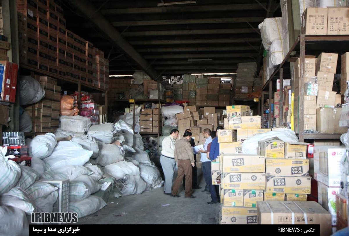 انبارهای کالای قاچاق در تهران در رصد ستاد مبازره با قاچاق