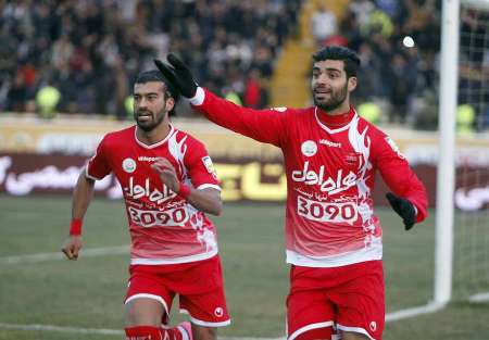 پرسپولیس دوباره صدرنشین شد