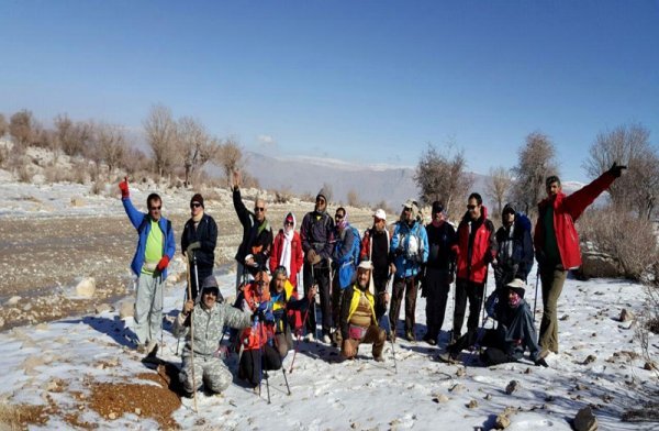 صعود 25 کوهنورد دانشگاه علوم پزشکی به کوه سیاه لنده