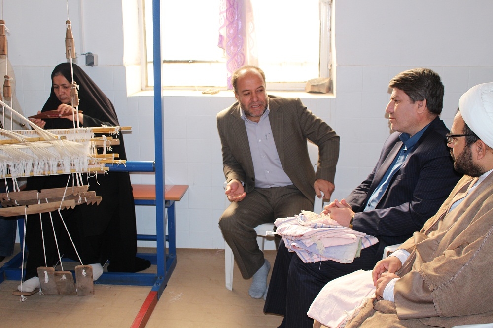 اجرای طرح کسب و کار در جوار مساجد در بیرجند