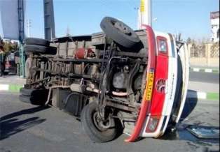 هشت زخمی بر اثر واژگونی یک دستگاه مینی بوس در جاده کیاسر