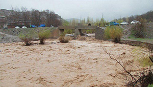 تلاش برای یافتن هفت مفقود سیلاب اخیر همچنان ادامه دارد