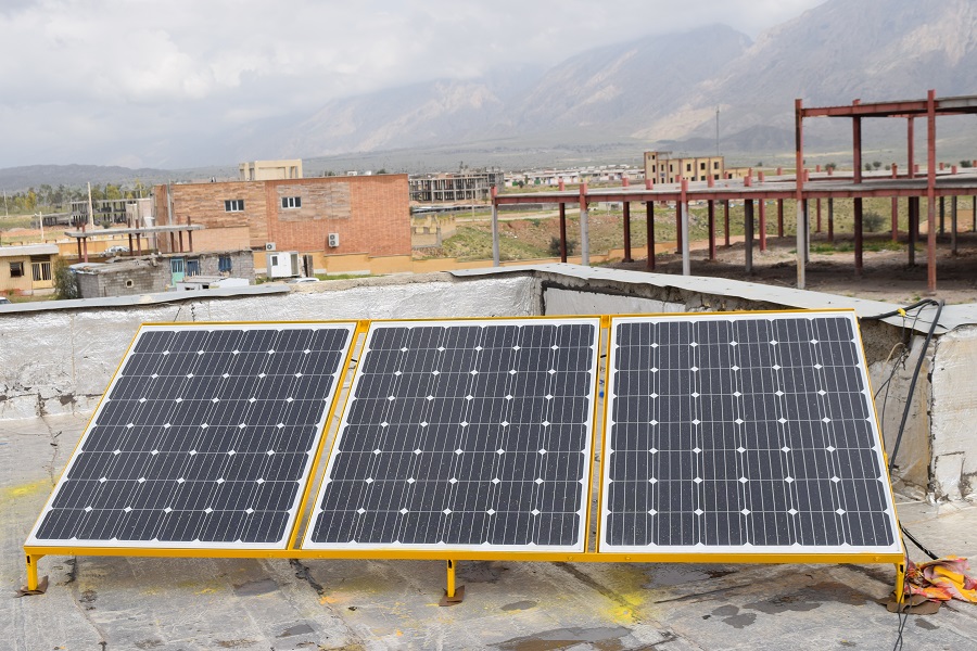 راه اندازی پنل خورشیدی برق اضطراری در مرکز شبانه روزی لیکک