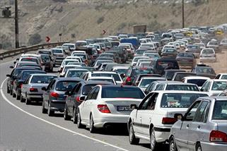 ترافیک پرحجم خودروها در جاده های گیلان