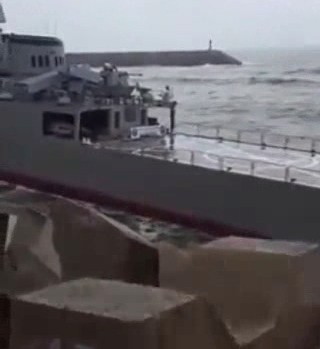 حادثه جزیی برای ناوشکن دماوند در دریای خزر