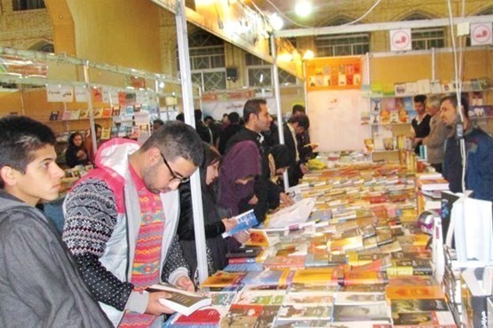 برگزاری نمایشگاه بزرگ کتاب استان ماه آینده