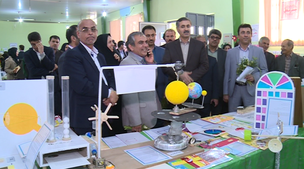افتتاح نمایشگاه دست ورزی‌های معلمان  شهرستان بوشهر