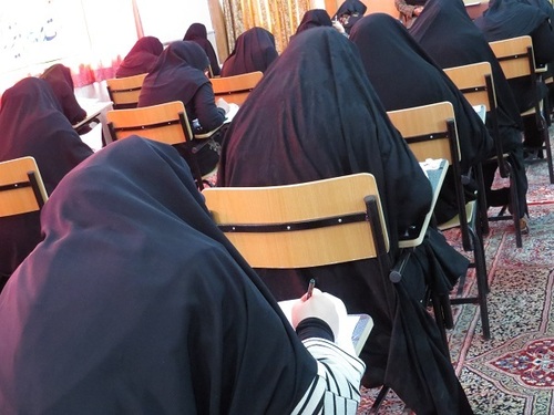 آزمون المپیاد علمی حوزه علمیه خواهران در یزد