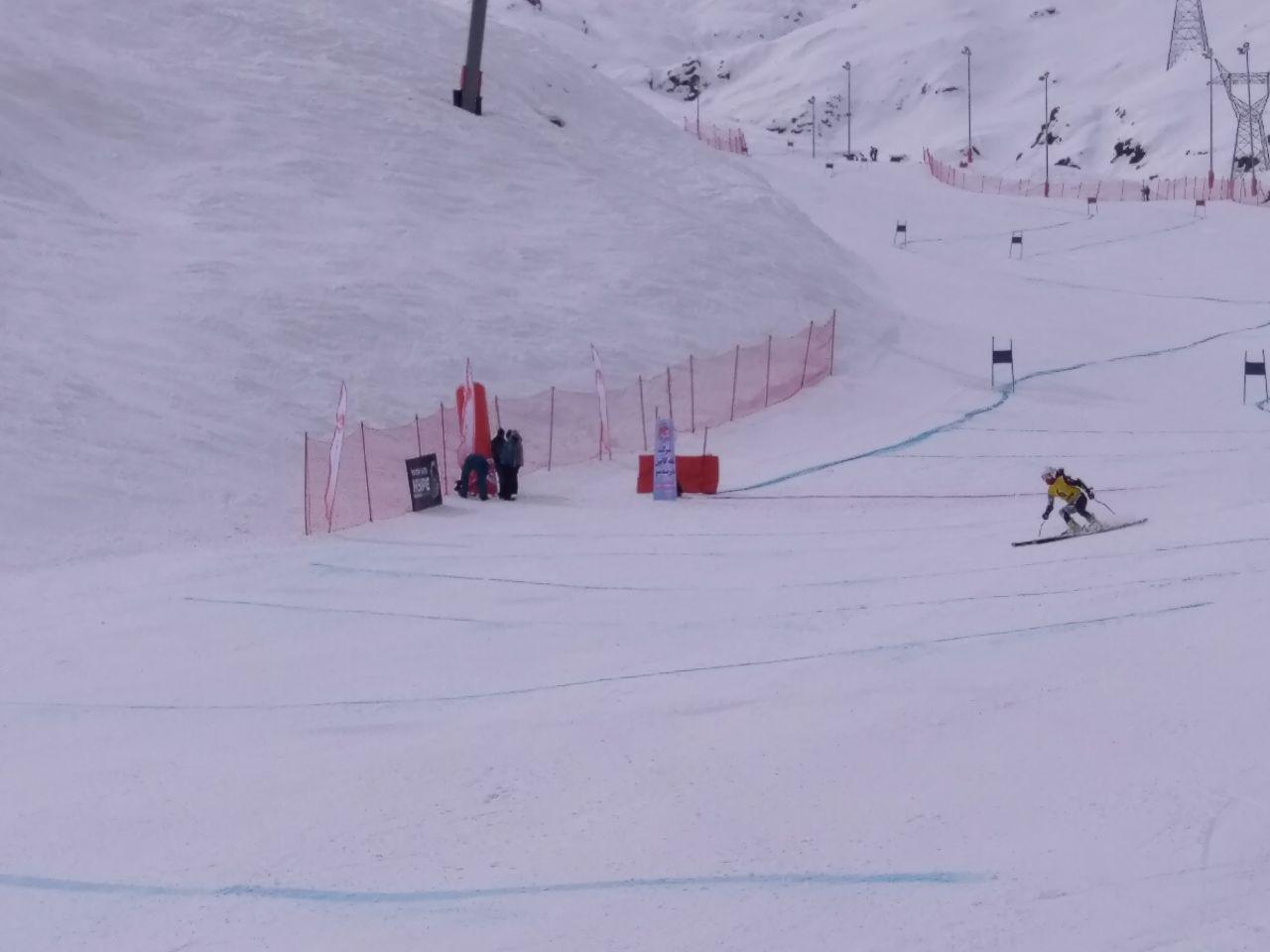 آغاز  مسابقات اسکی آسیایی آلپاین درپیست بین المللی دربندسر