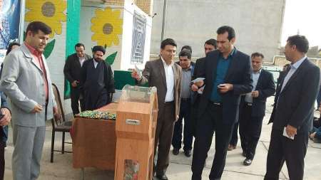 برگزاری جشن نیکوکاری در مدارس شهر دهدشت