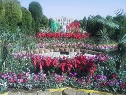 آماده سازی باغ گلهای اصفهان برای استقبال از گردشگران