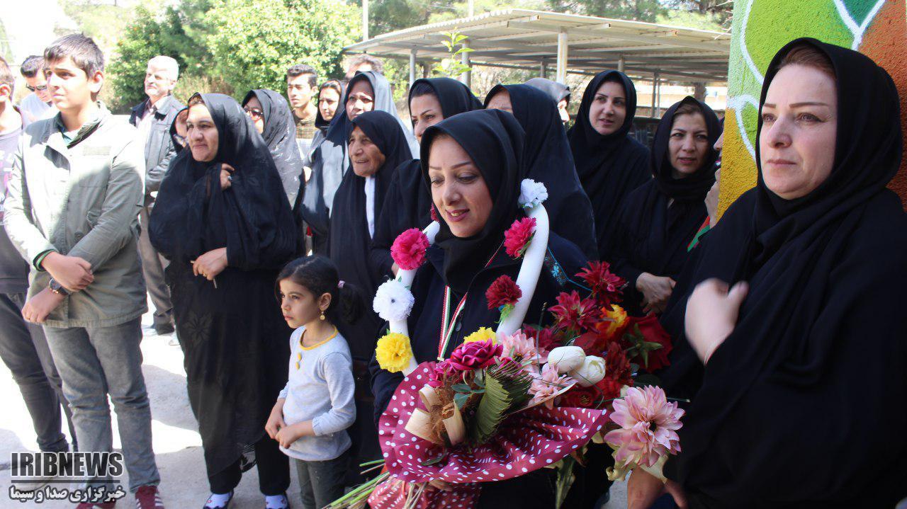 استقبال از بانوی قهرمان کماندار ارسنجانی