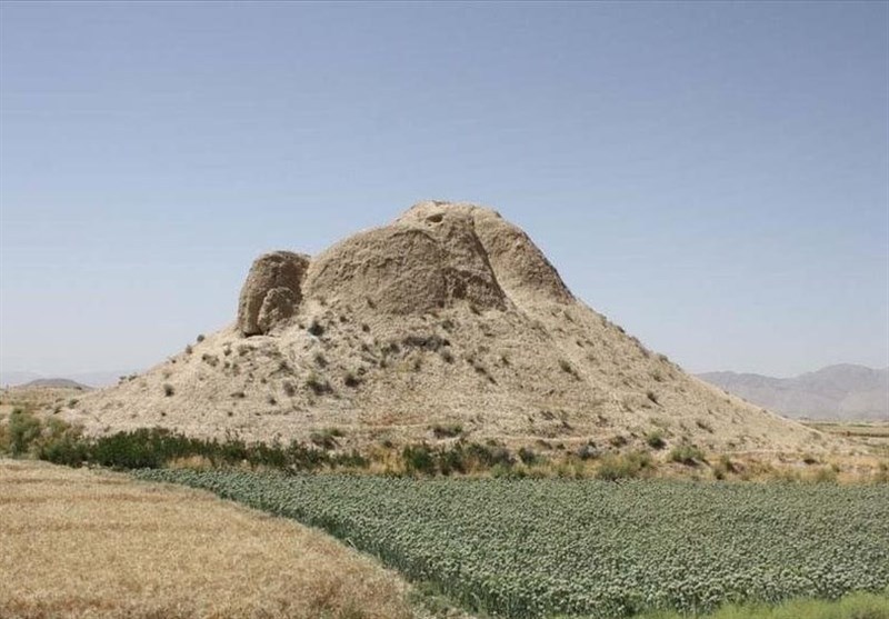 ازسرگیری بررسی باستان شناختی تل ضحاک فسا