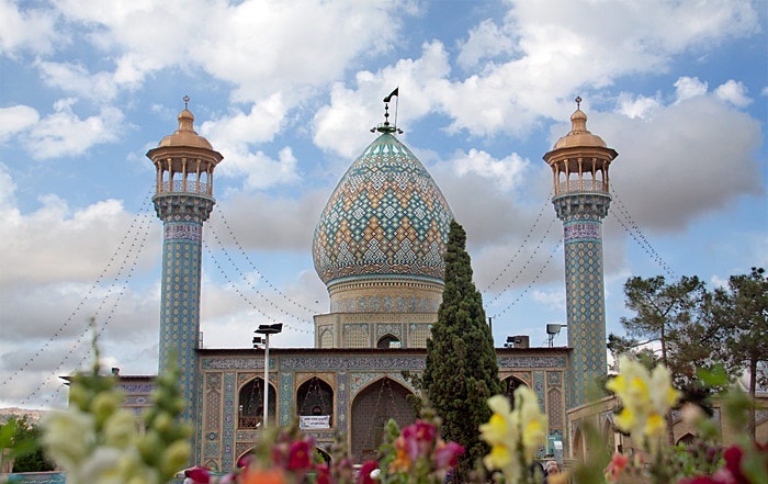 مراسم غبارروبی و عطرافشانی آستان حضرت سید علاء الدین حسین (ع)