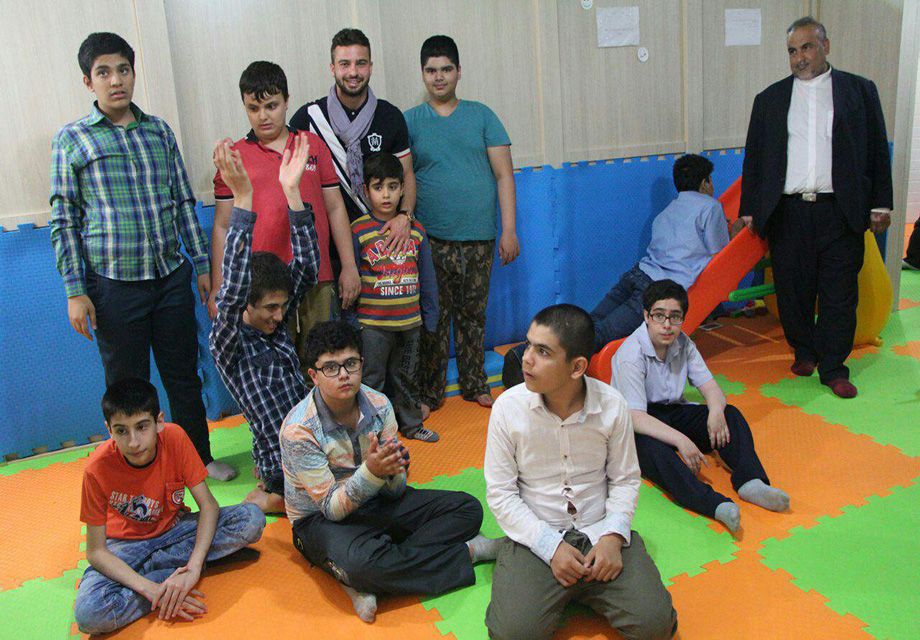 حضور پرسپولیسی ها در موسسه اوتیسم ایران