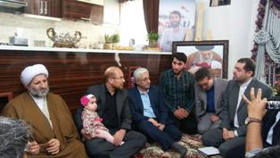 دیدار قالیباف با خانواده شهید بلباسی در قائم شهر