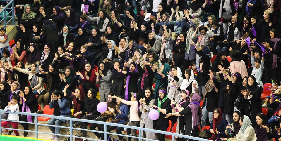 جشن پیروزی حجت الاسلام روحانی در انتخابات ریاست جمهوری در اردبیل