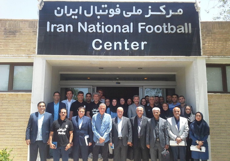 نخستین جلسه هماهنگی فنی تیم های ملی فوتبال با حضور کی روش برگزار شد