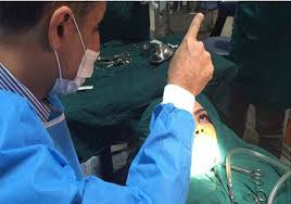 نخستین عمل جراحی ارتوپدی تحت هیپنوتیزم شرق کشور در مشهد