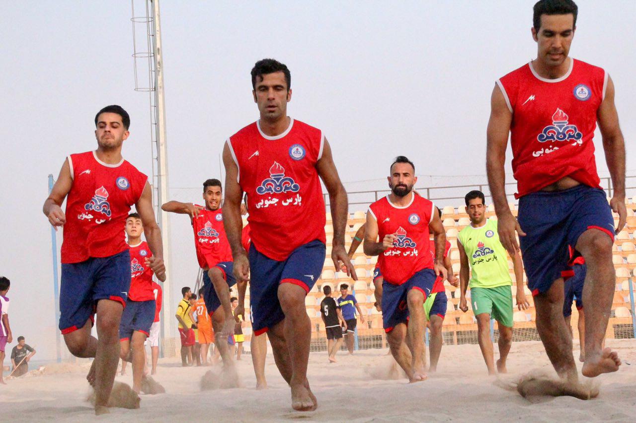 آغاز تمرین تیم دریانودان پارس جنوبی در مجموعه ورزش‌های ساحلی بوشهر