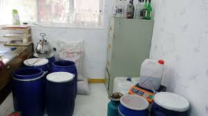 پلمپ کارگاه تولید و توزیع مشروبات الکلی در کرمانشاه