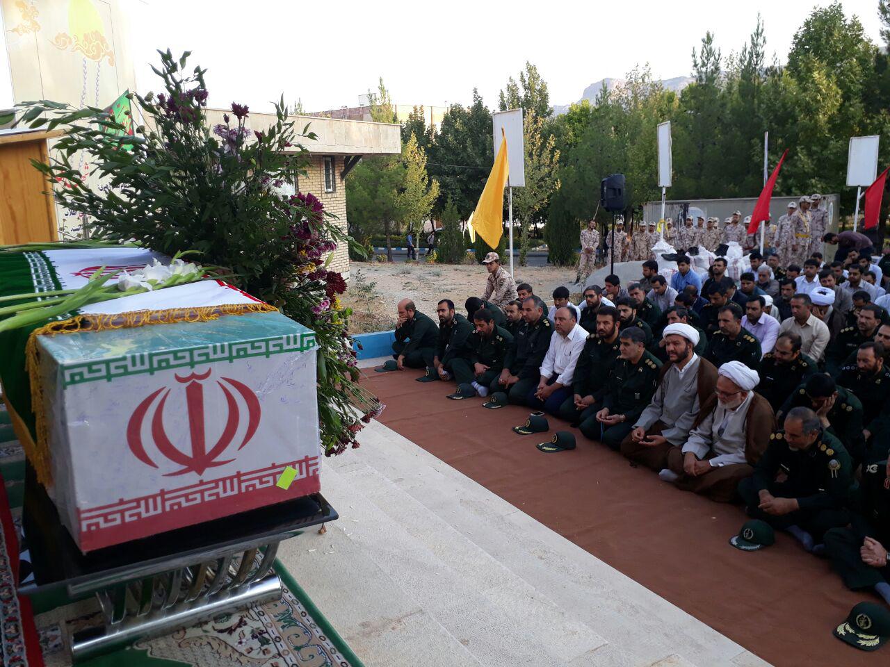 مراسم تشییع و تدفین شهید گمنام در سپاه امیر المومنین استان
