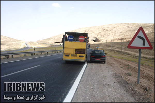 هزار کیلومتر از جاده های کردستان خط کشی شده است