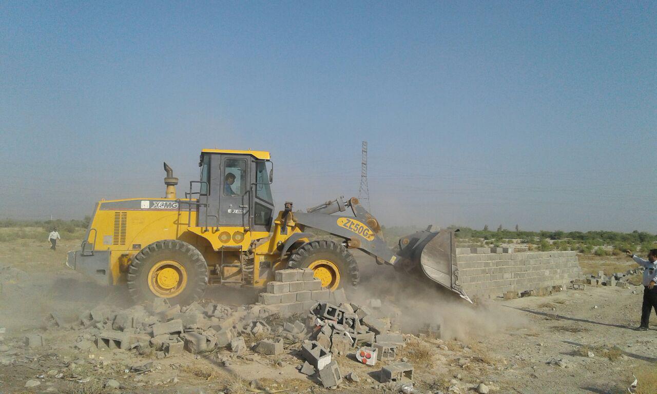 رفع تصرف بیش از دوهکتار زمین دولتی درعنبرآباد