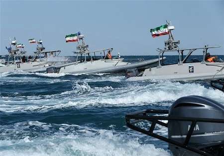 فردا، نخستین رژه دریایی نیروهای مسلح در خلیج فارس