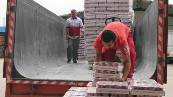 فراخوان هلال احمر برای جلب کمک های مردمی به زلزله زدگان غرب کشور