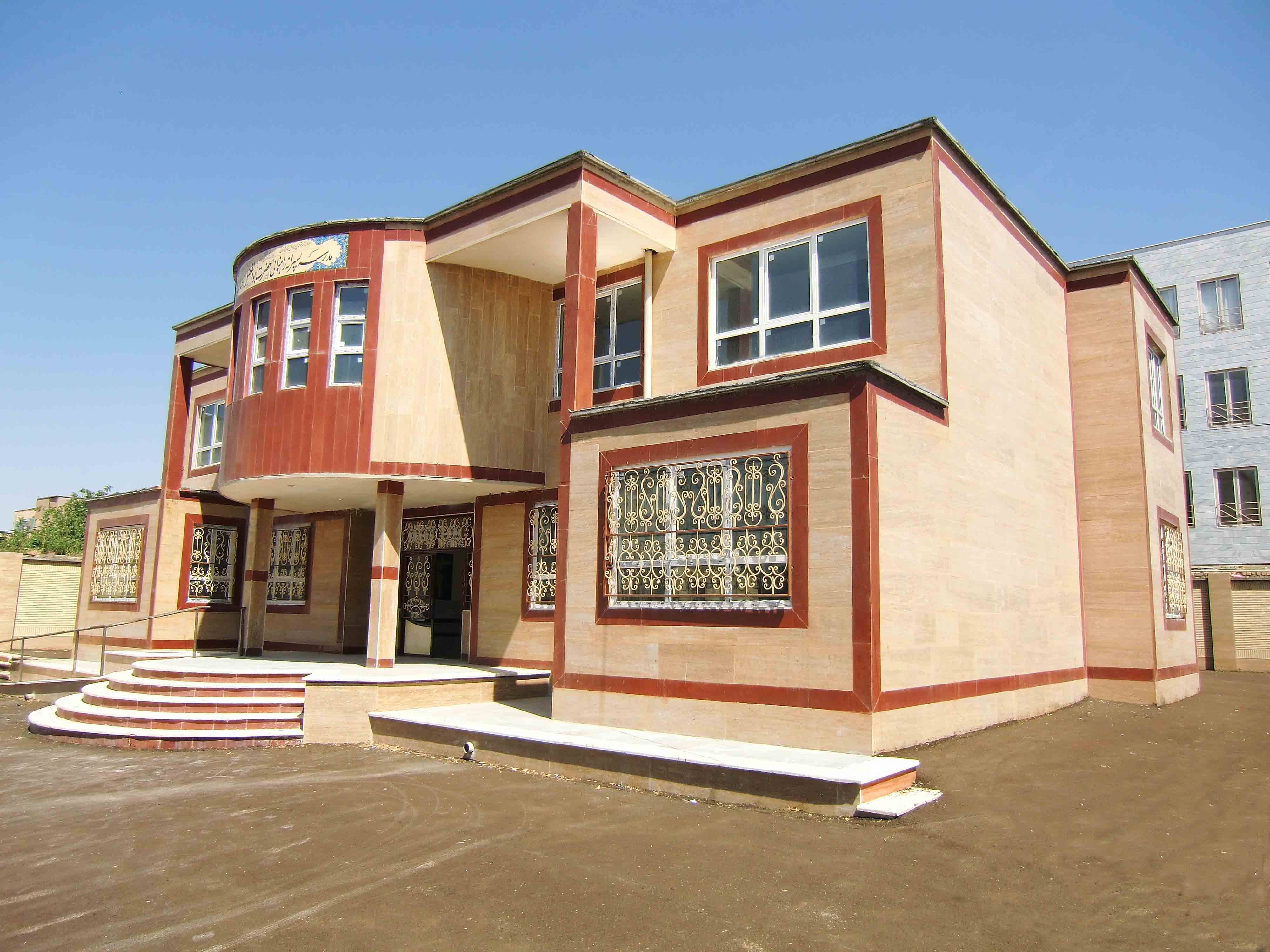افتتاح مدرسه و دارالقرآن خیرساز در بخش سرچهان