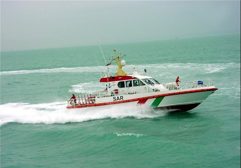 نجات 9خدمه یک فروند لنج در خلیج فارس