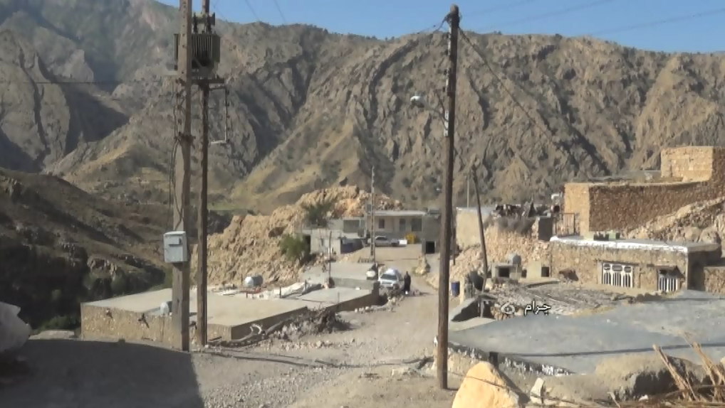 اصلاح شبکه برق روستای دلی باریک چرام 